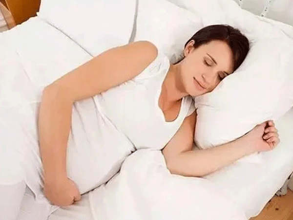 孕中期保持左侧睡对孕妇有诸多益处
