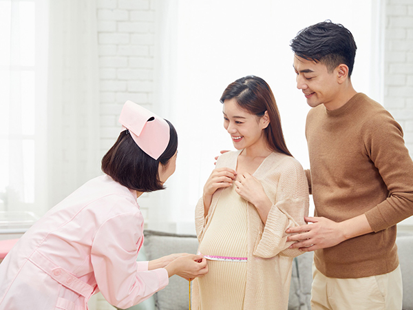 孕期定期做产检排除胎儿畸形