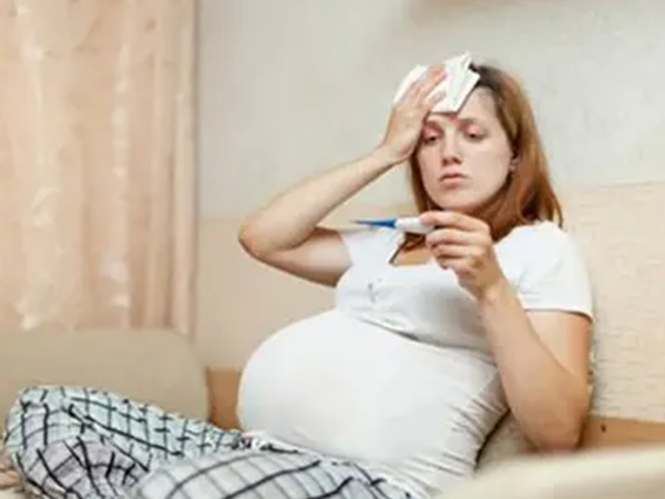 妊娠足月发烧可以选择剖宫产