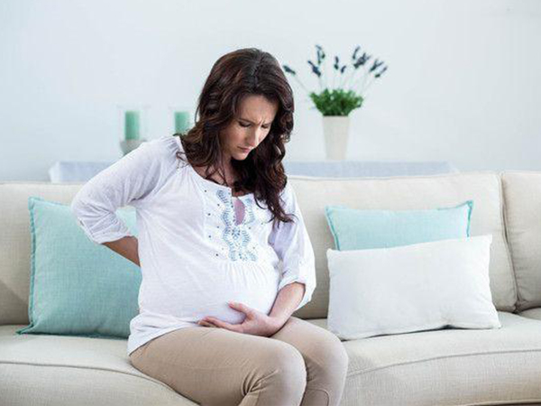 二胎孕妇临产前会出现腰腿酸疼的征兆