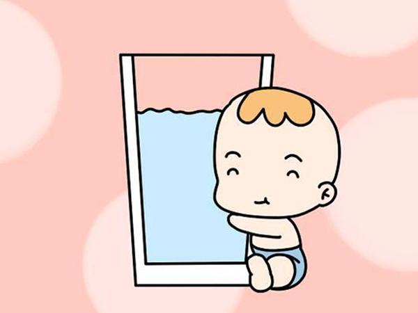 宝宝各个阶段对奶嘴的要求不同