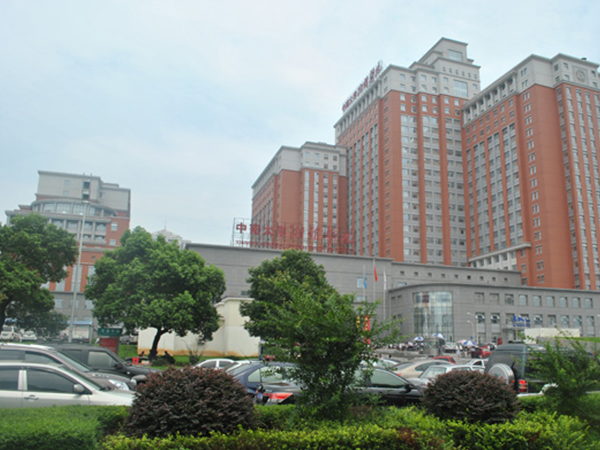 湘雅附一院门诊大楼方法/步骤湖南湘雅医院分为中南湘雅和中信湘雅,而