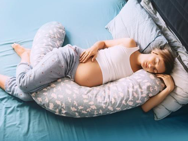怀孕6个月胎位不正与睡觉姿势无关