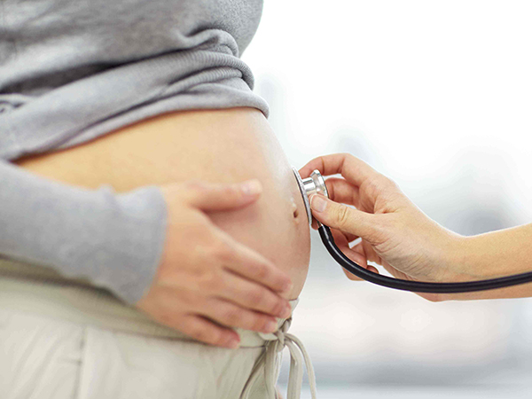 孕晚期需随时注意身体变化