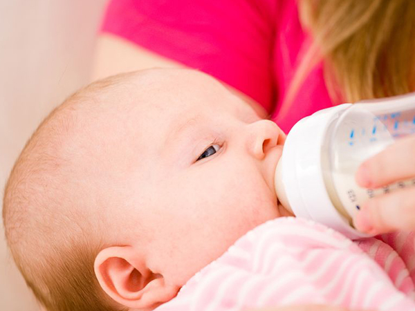 母乳存放时间受温度影响
