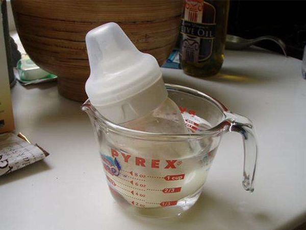 加热冷藏母乳的方法