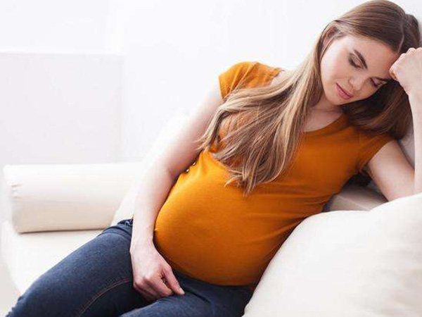孕妇为圆肚子说明怀的是女孩