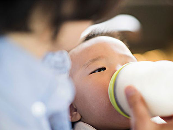 疾病会影响宝宝吃奶