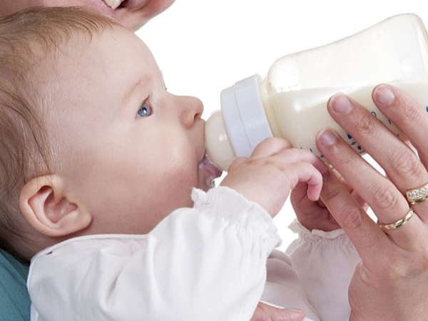 6个月宝宝喝二段奶粉有更多营养