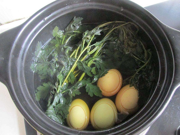 艾叶水煮鹅蛋