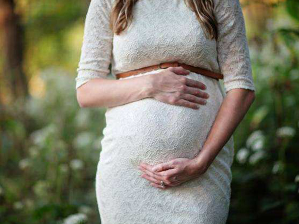 孕妇过度补充叶酸会影响胎儿发育