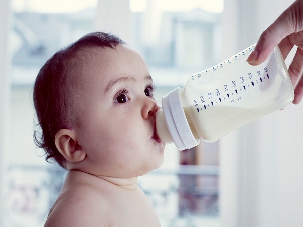 不同月龄的宝宝适合的奶粉段数不同