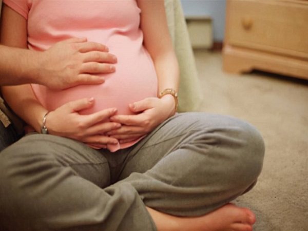 女性在临产前都是会出现一些信号的