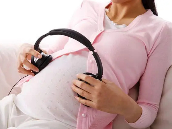 女性输卵管上举能正常怀孕