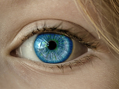 蓝眼睛属于隐性遗传