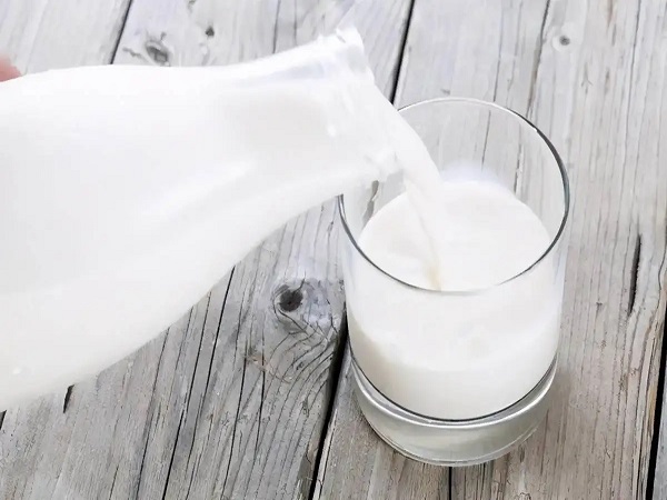 取卵后喝牛奶需要注意牛奶的温度