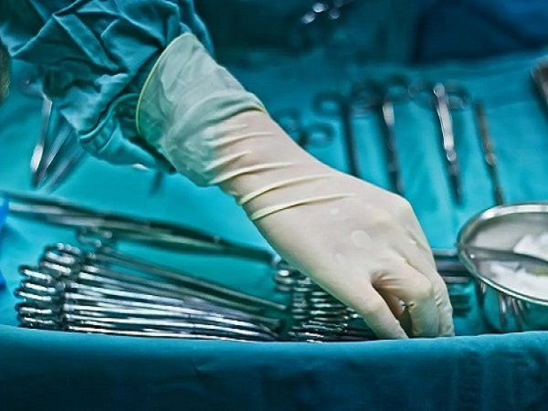 输卵管堵塞需要及时做疏通手术