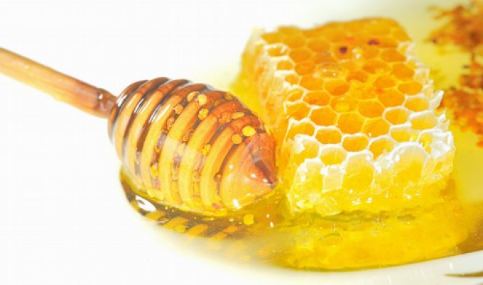 白萝卜与蜂蜜：自然缓解咳嗽的良方