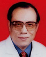 李励