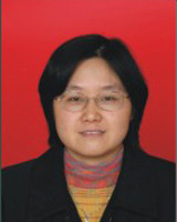 何斌