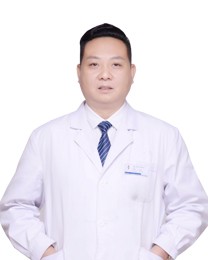 陈伟