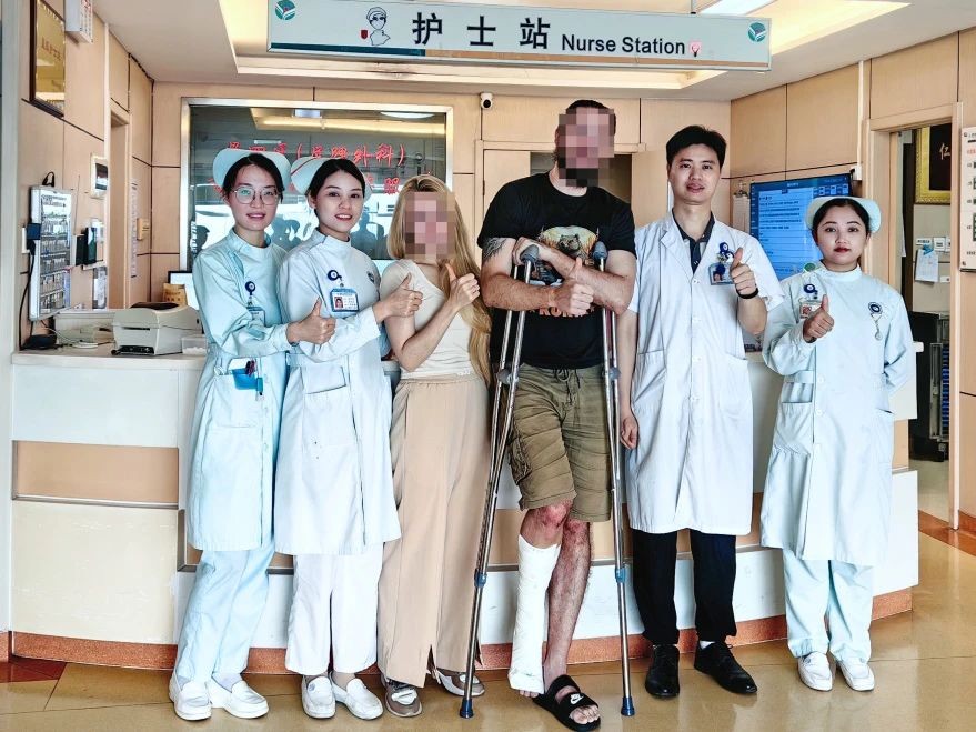 半小时微创修复！顺德医生助乌克兰患者摆脱跟腱断裂困扰