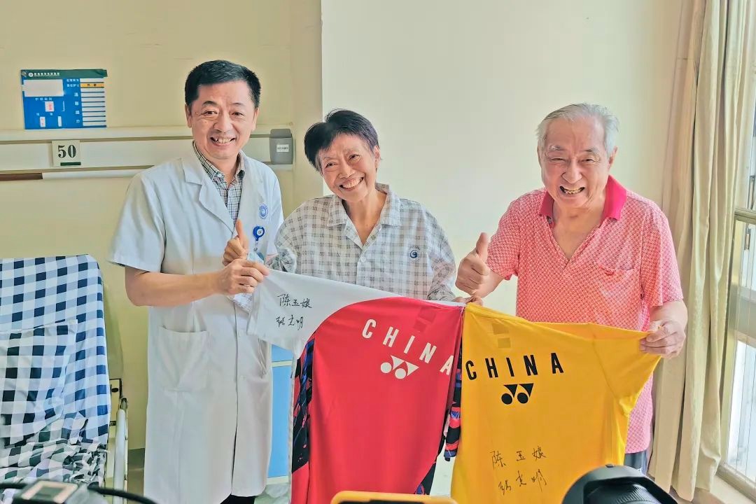 羽坛一代名将陈玉娘术后康复出院