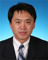 王磊