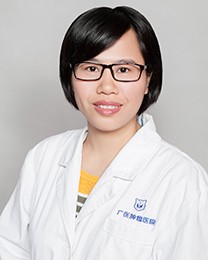 黄东兰