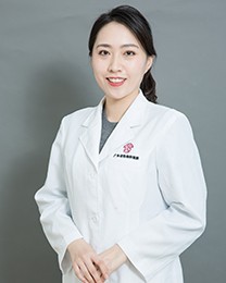 吕霄